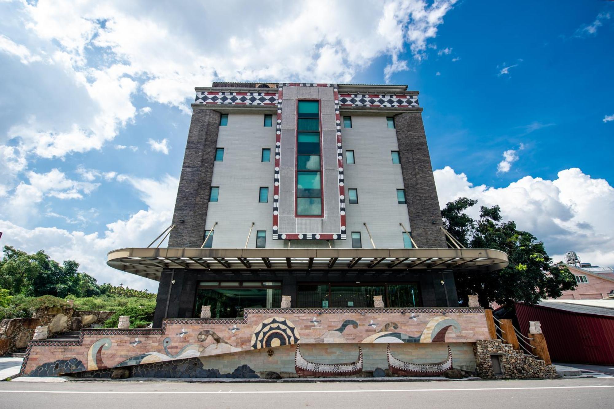 Classic Hotel Shvatan Nantou Экстерьер фото