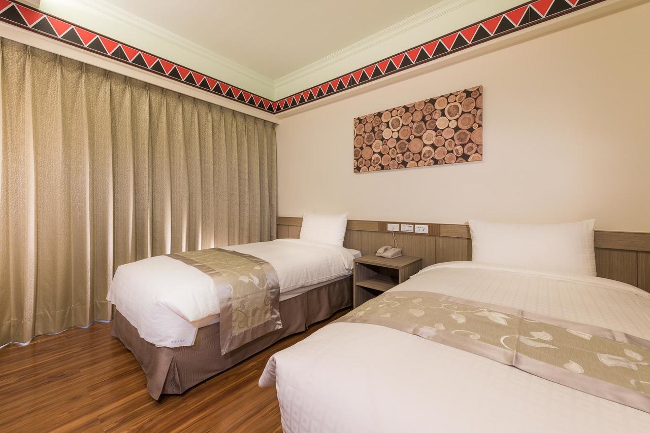 Classic Hotel Shvatan Nantou Экстерьер фото